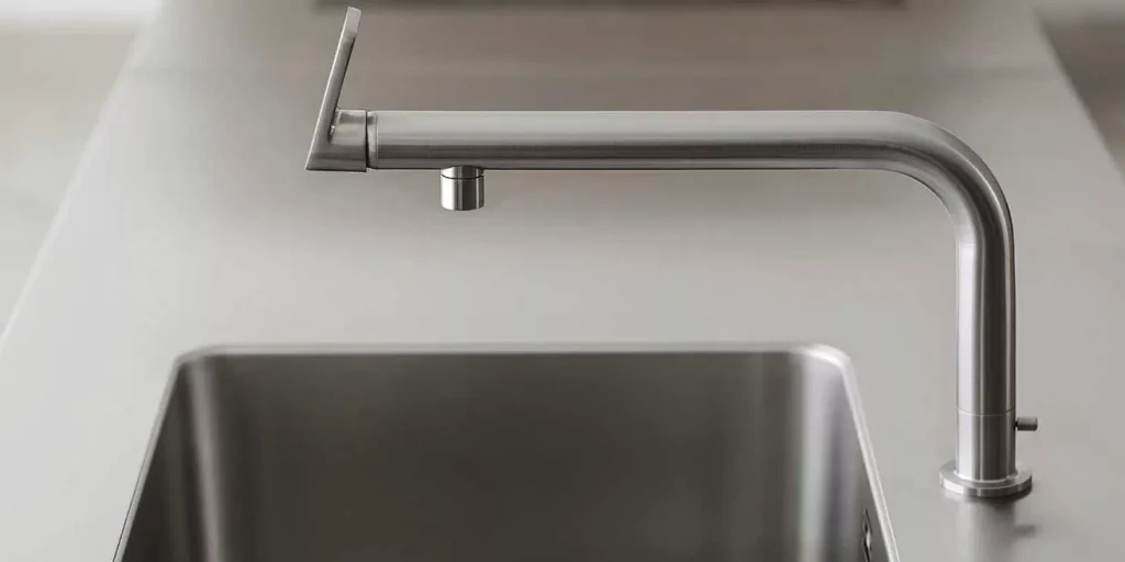 imgi_39_bulthaup-produkte_b-2_kueche-wasserstelle-wasserhahn-aluminium_grau